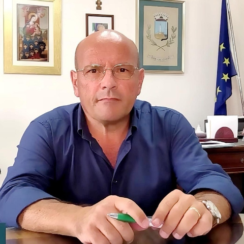 Il sindaco Peraino: “No allo sversamento in mare dei fanghi del porto di Trapani”. 
